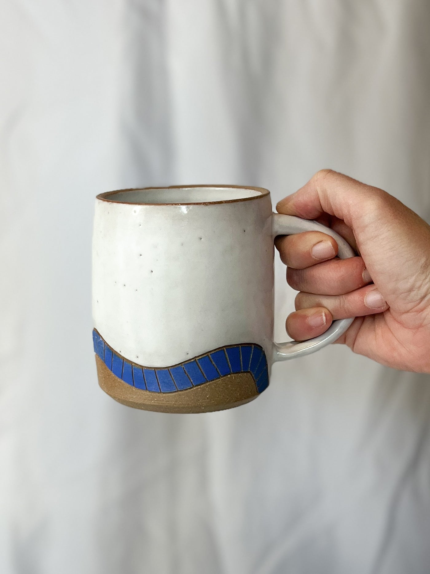 Mug - White/Blue - 18oz