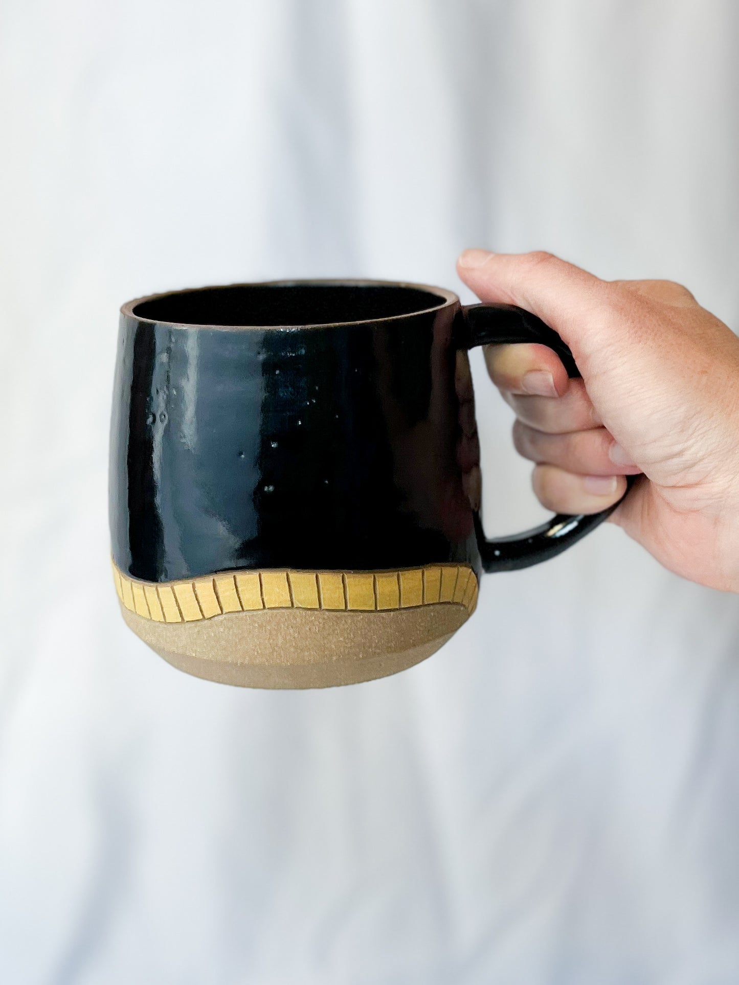 Mug - Black/Yellow - 20oz